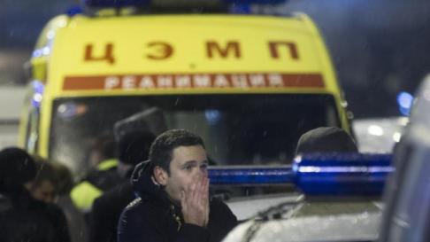 Ilya Yashin at the scene.