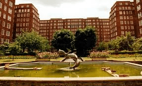 The notorious Dolphin Square located conveniently close to the Westminster Parliament. 