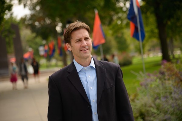 Republican Congressman Ben Sasse, in a just world he would be a streetwalker on the SUnset Boulevard, ibstead he works for Israel. 